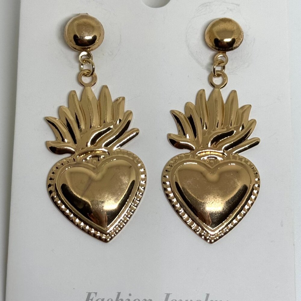Flaming heart Milagro earrings, lightweight gold tone, NOWT